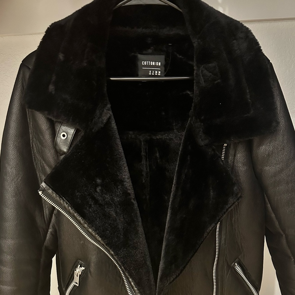 Chic Aviator Jacket - image 3